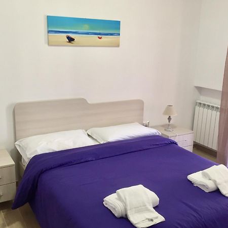 Il Viaggiatore Via Rimini Serapo Gaète Extérieur photo