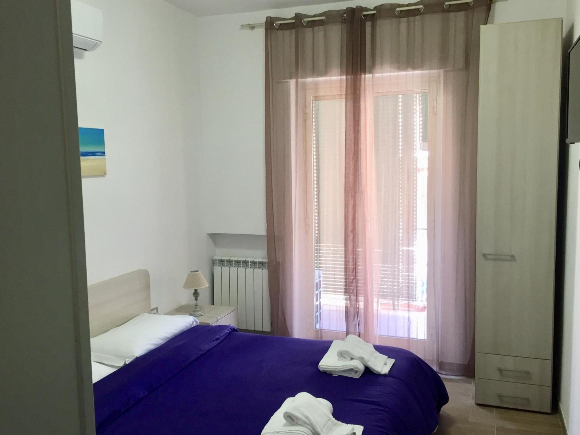 Il Viaggiatore Via Rimini Serapo Gaète Extérieur photo